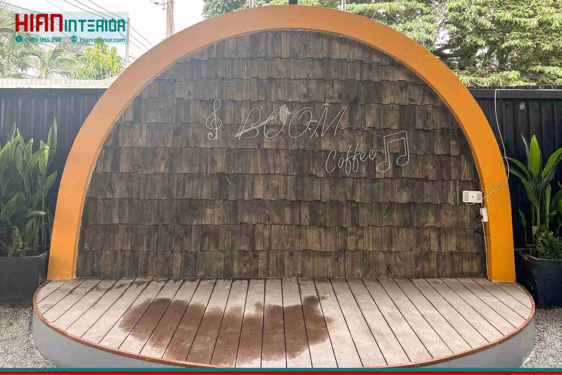 Thi công quán cafe sân vườn B00M Coffee