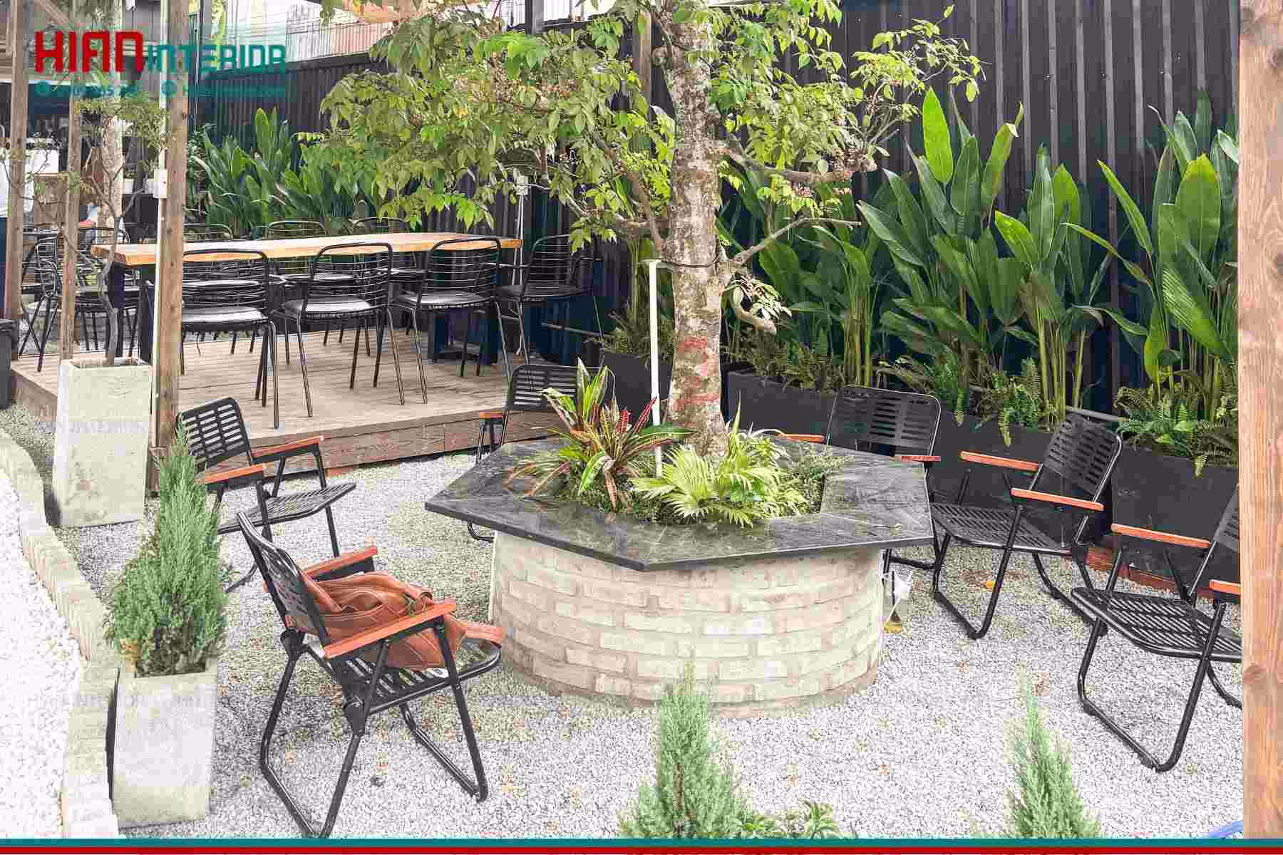 Thi công quán cafe sân vườn B00M Coffee