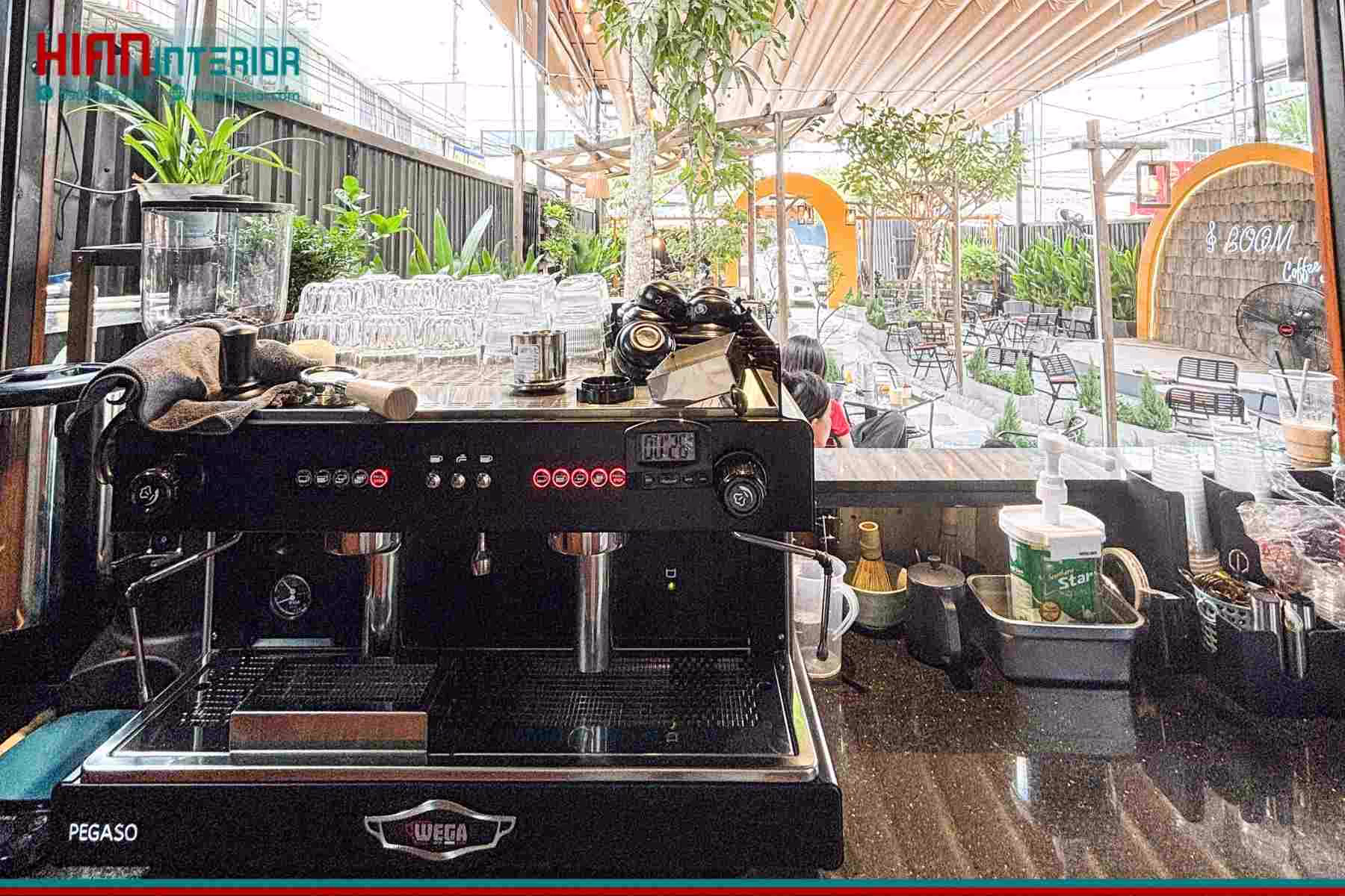 Thi công quán cafe sân vườn B00M Coffee