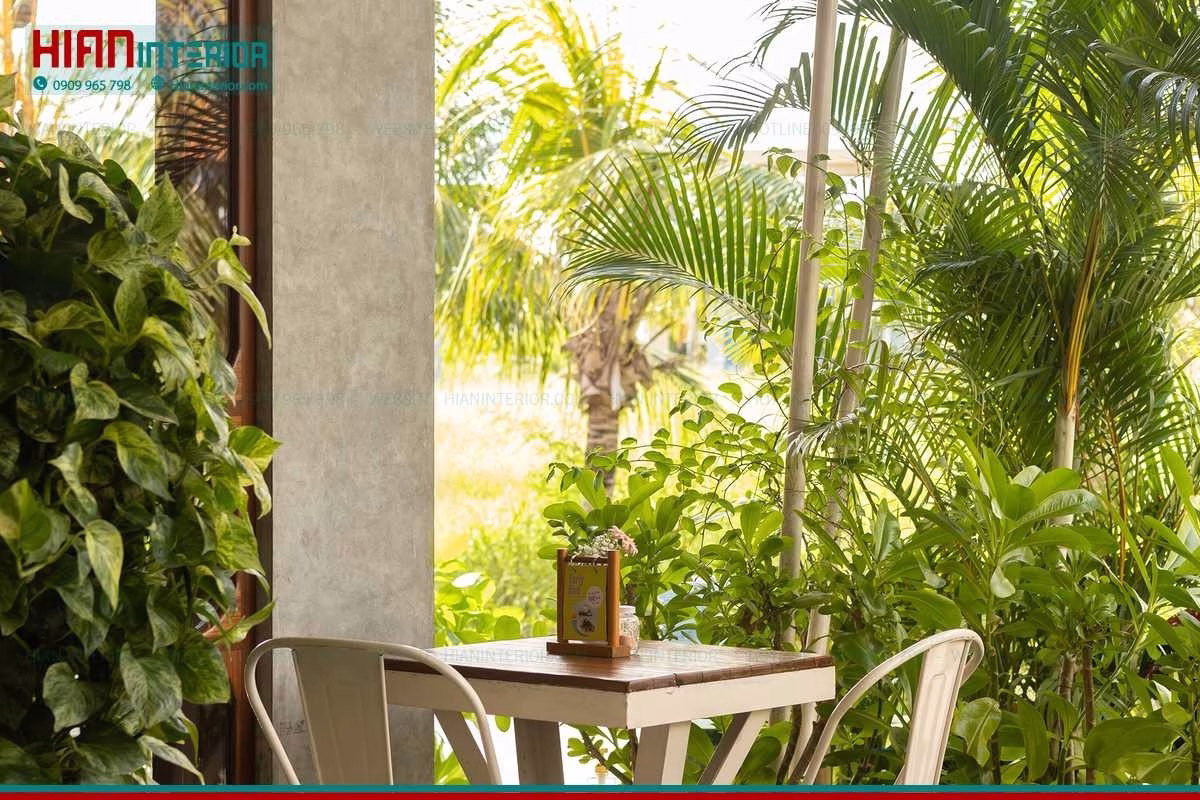 Mẫu Quán Cafe Hiện Đại Sân Vườn