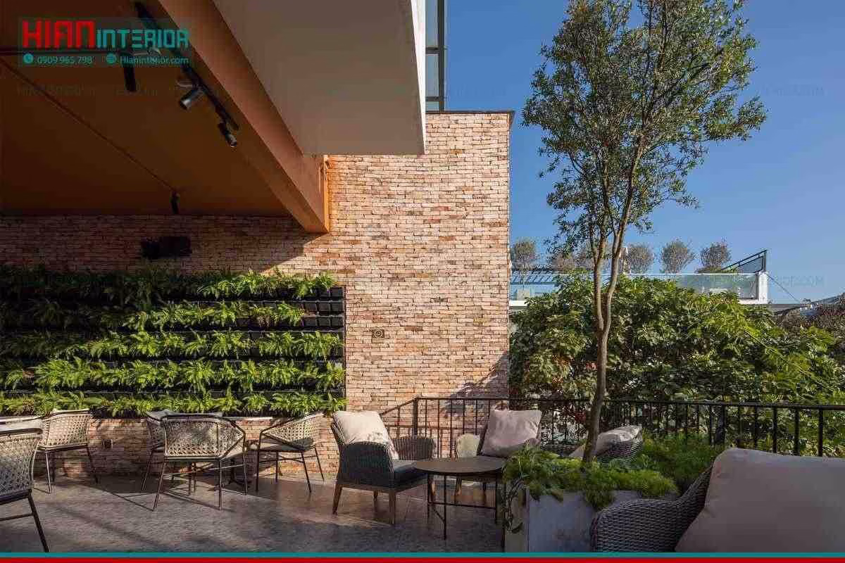 Quán Cafe Hiện Đại Đông Khách