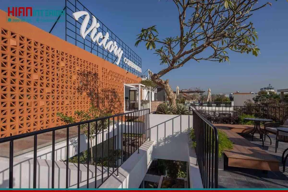 Quán Cafe Hiện Đại Đông Khách
