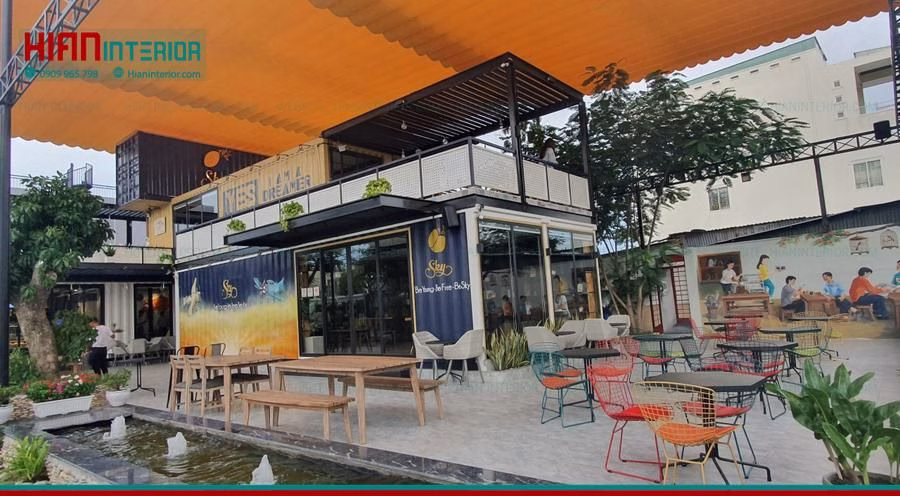 Quán Cafe Khung Thép Sang Trọng