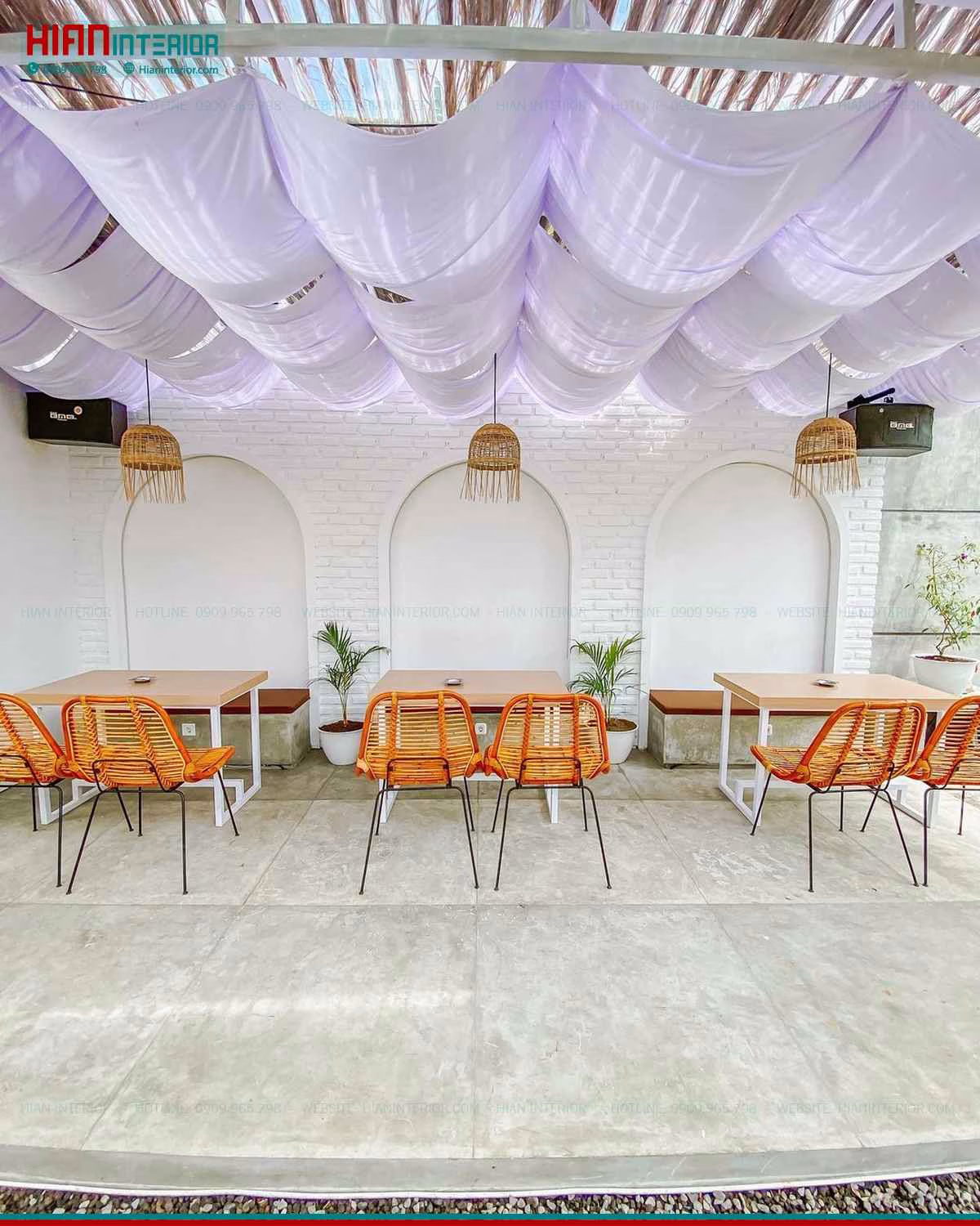 Quán Cafe Sân Vườn Nhỏ