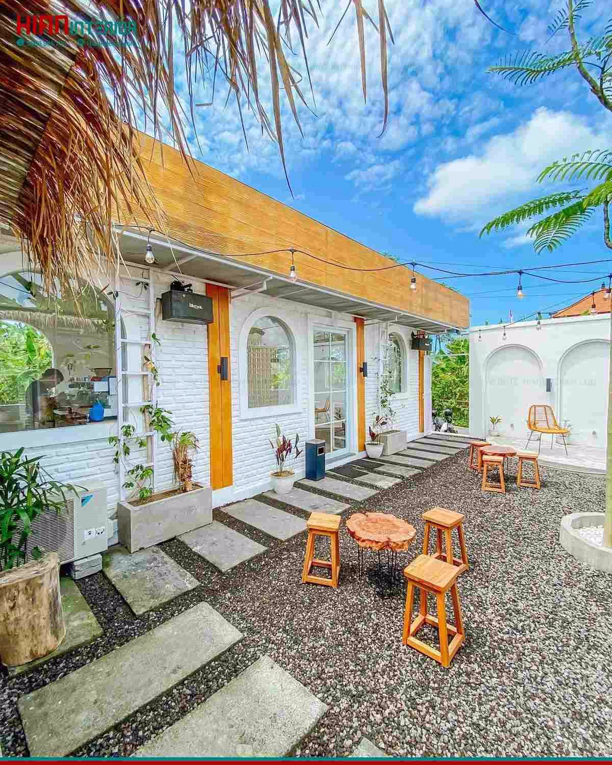 Quán Cafe Sân Vườn Nhỏ