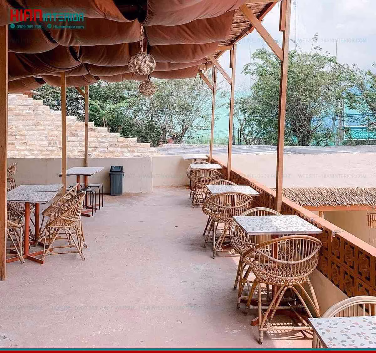 Quán Cafe Sân Vườn Nhỏ Đẹp