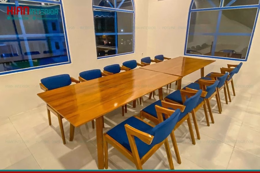Quán Cafe Địa Trung Hải Sang Trọng